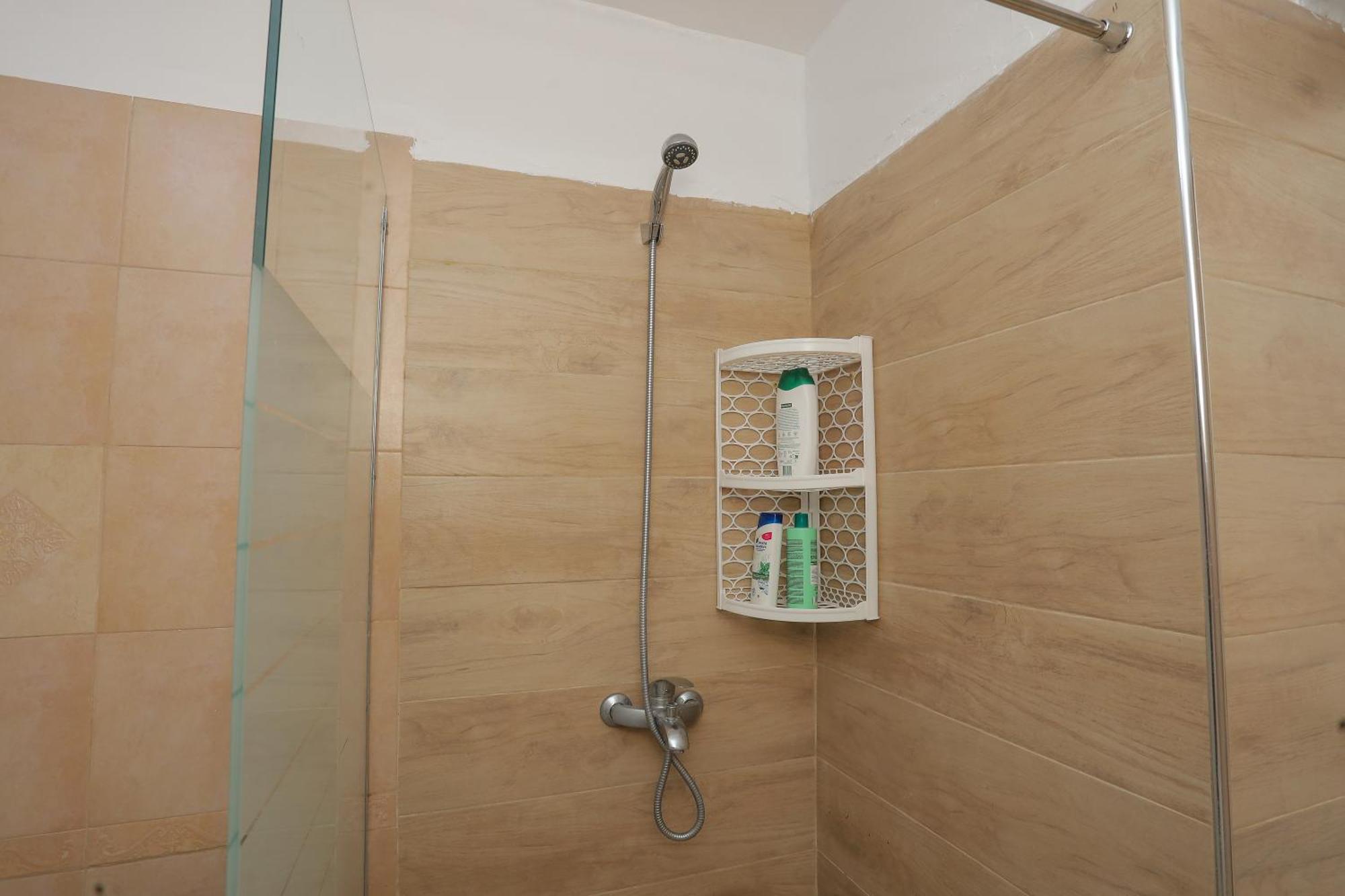 New Bazar Selvia Apartment Tirana Exteriör bild